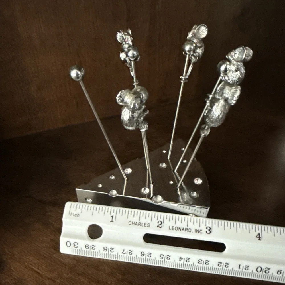 Elegance Silverplated Appetizer Picks Set Mice In Cheese Wedge 7 Pieces-Read